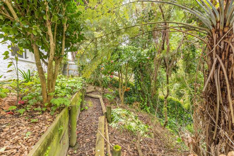 12a Southsea Crescent Silverdale_10