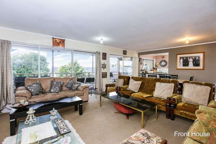 7 Puketitiro Street Glen Eden_14