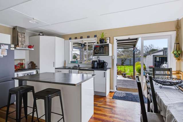 8 Pacey Avenue Hawera_1