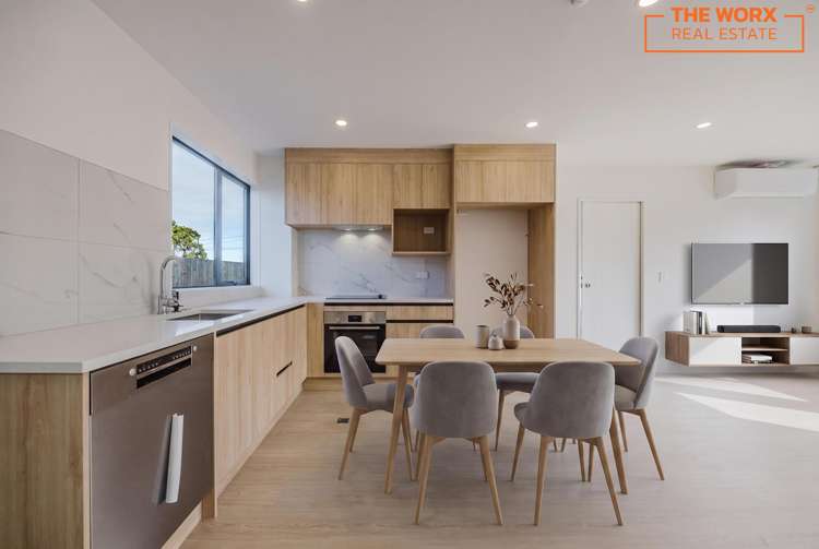 2/10 Richard Road Mangere_23