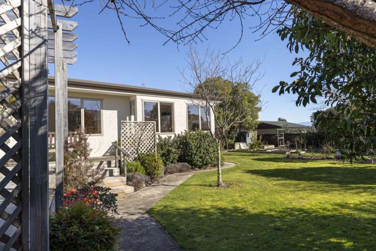 18 Reeves Street Stoke_19