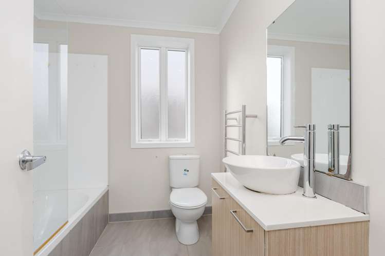 60 Arrowsmith Drive Flat Bush_14