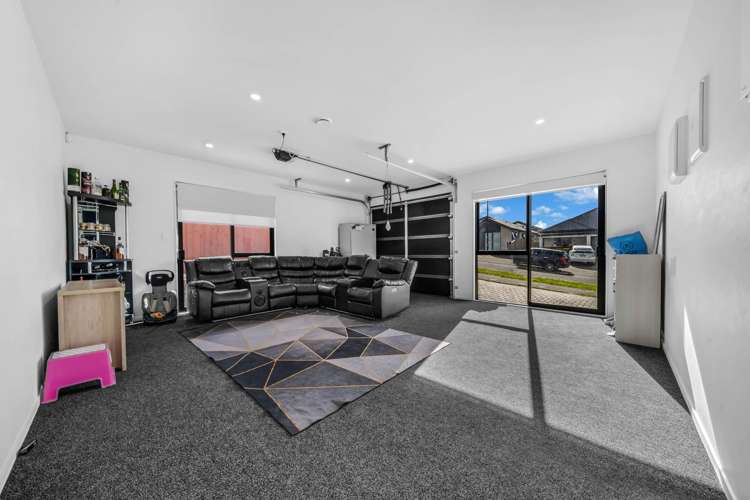 2 Rarangi Mai Lane Karaka_21