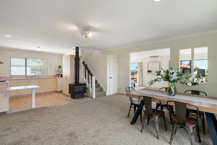 19a Philomel Crest Welcome Bay_7