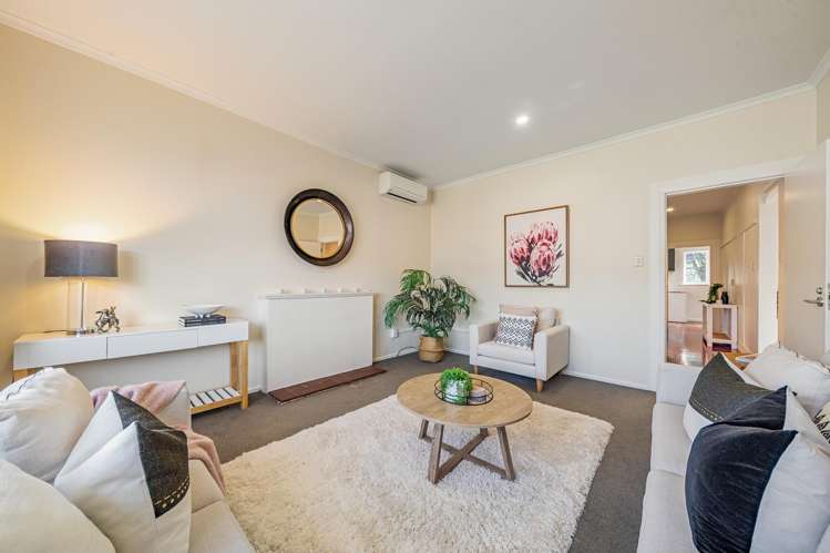 55 Pharazyn Street_4