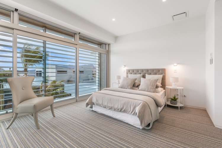 10 Martingale Lane One Tree Point_13