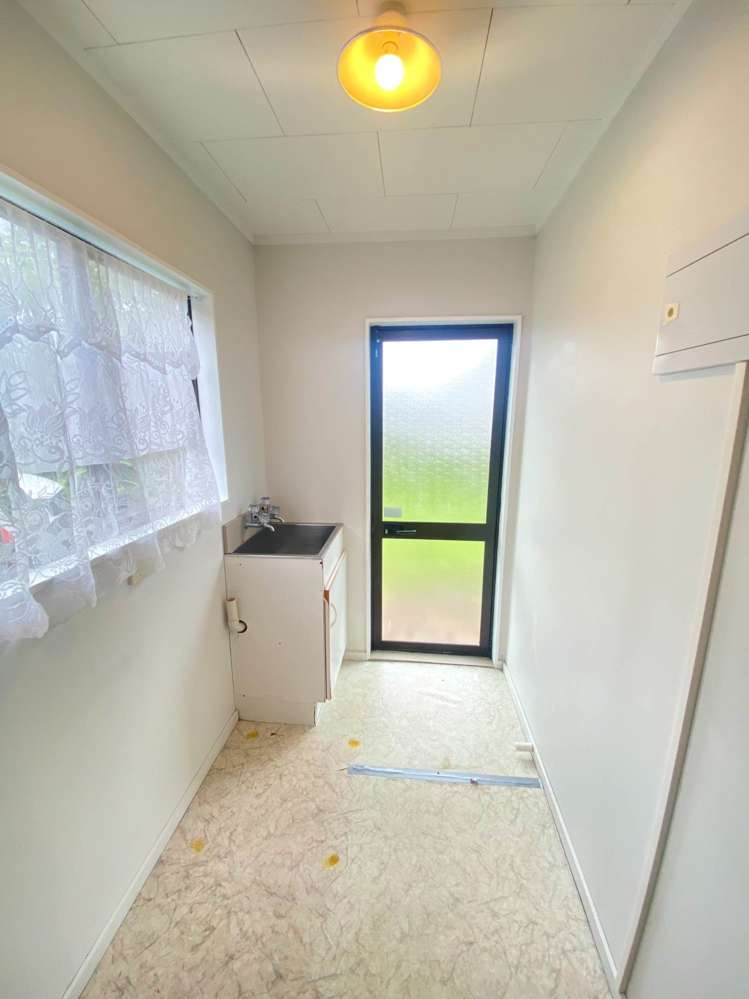 2/24 Castleford Street Green Bay_6