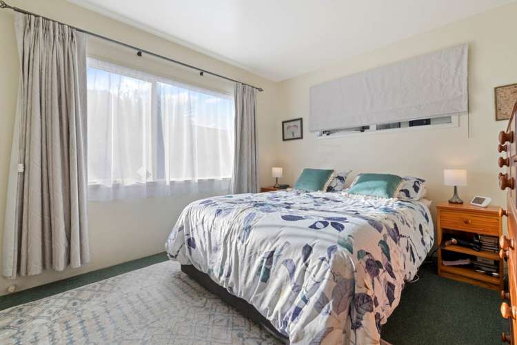 1/10 Kopara Place Clendon Park_11