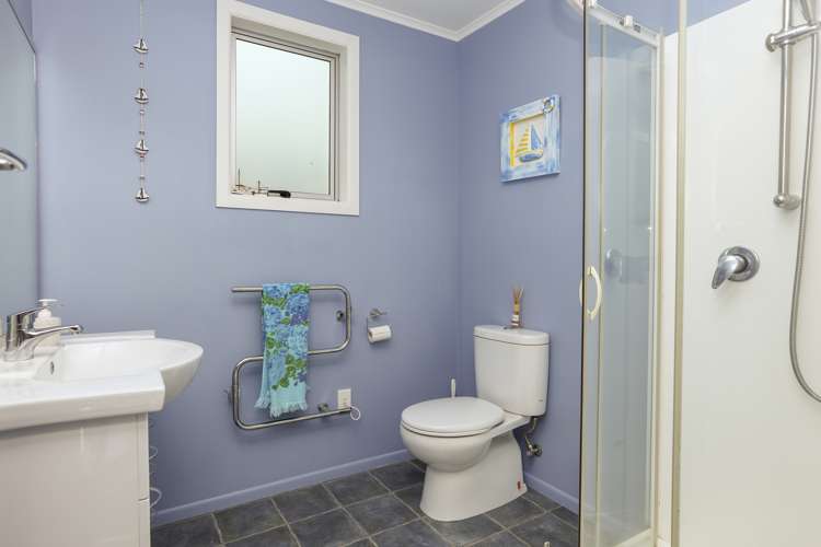 393 State Highway 25 Waitakaruru_16