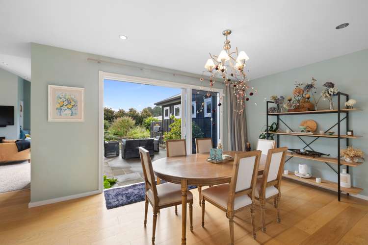 7 Gleneagles Way Waiwhakaiho_2