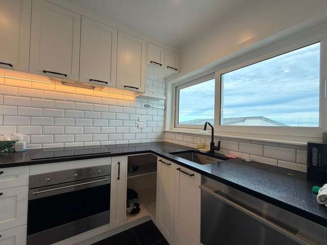 4/7 Lydia Avenue Northcote_1