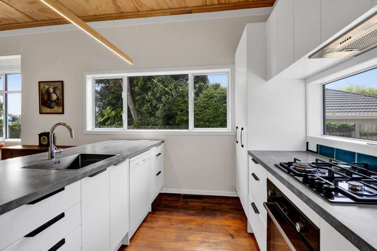 195 South Road Hawera_8