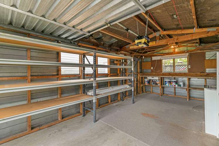 18a Alberta Street Point Chevalier_15