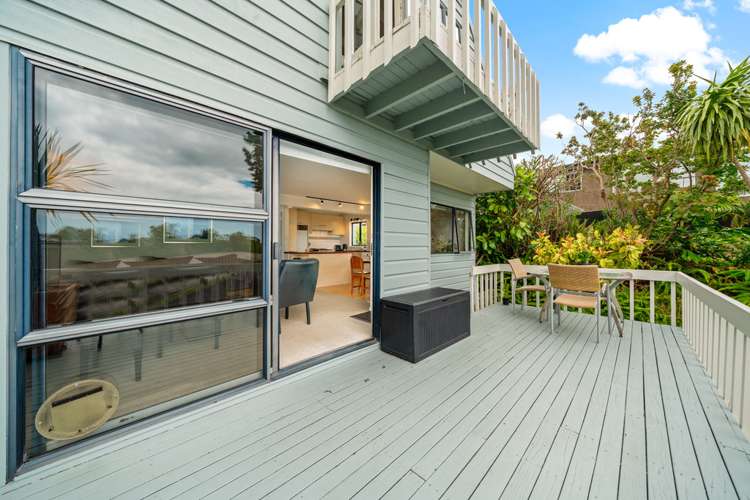 1/6 Theodora Place Mairangi Bay_13