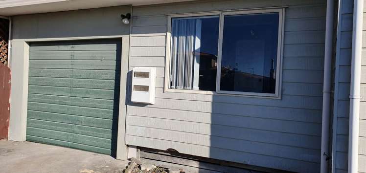 24A Woodford Avenue Henderson_12