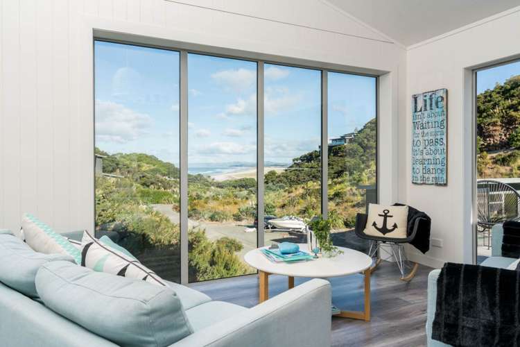 10 Sandbar Close Mangawhai Heads_3
