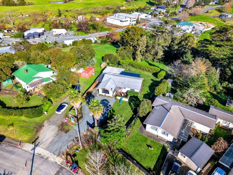 8 Doctors Hill Road Maungaturoto_16