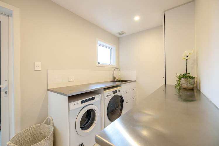 379i Gordons Road Waiheke Island_41