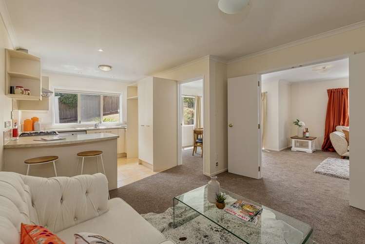 19 Stolford Crescent New Lynn_11