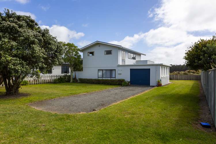 14 Puketauhinu Place Porangahau_18