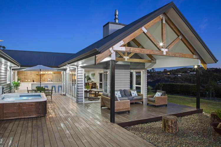 15 Niccone Place Bombay_16