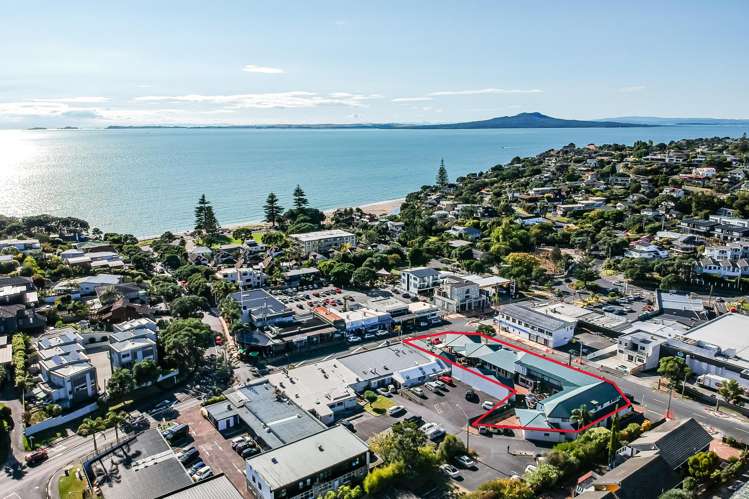 Shop 6/376-378 Beach Road Mairangi Bay_3
