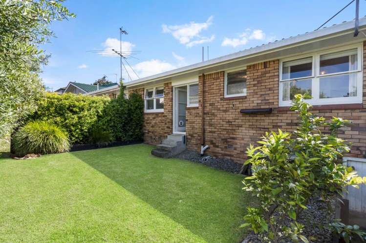 2/16 Stamford Park Road Mt Roskill_16