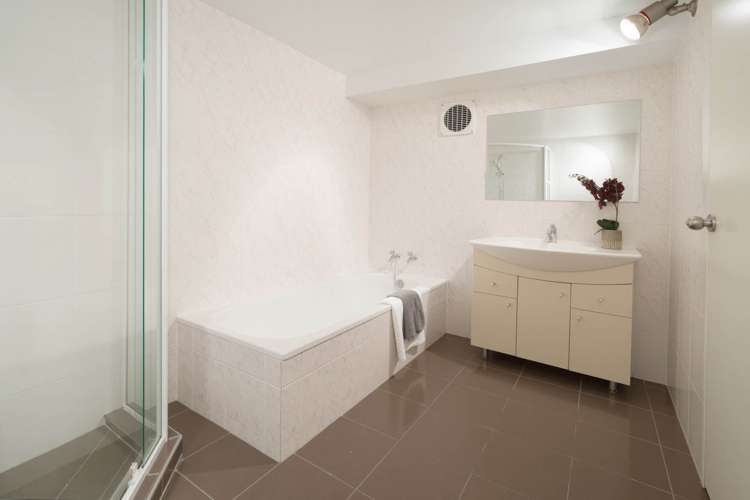 17 Debron Avenue Remuera_30