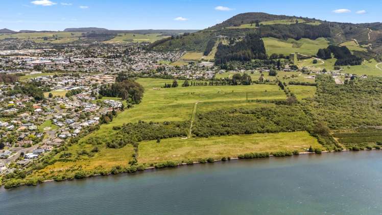 Aquarius Drive Rotorua_0