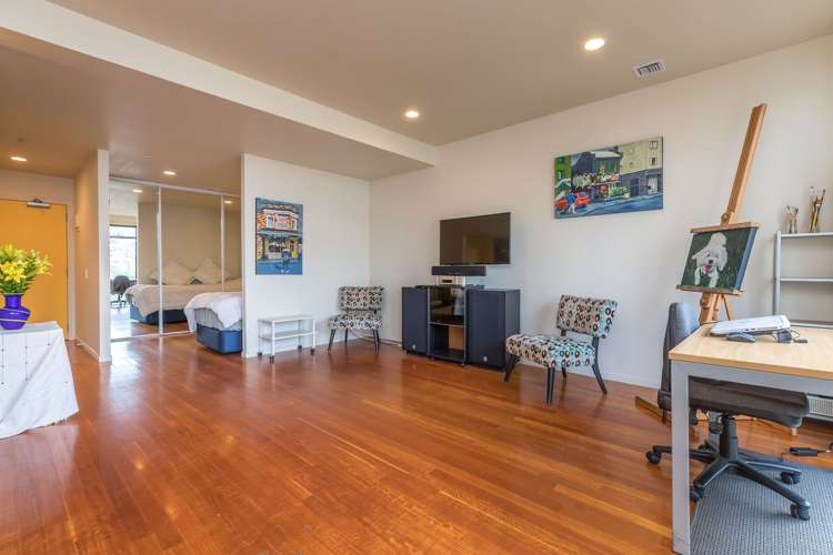 2J/5 Charlotte Street Eden Terrace_3