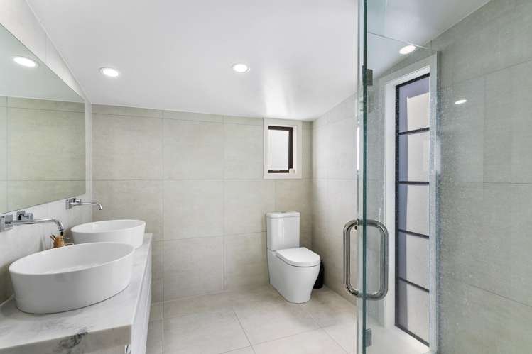 88A Beach Road Mellons Bay_24