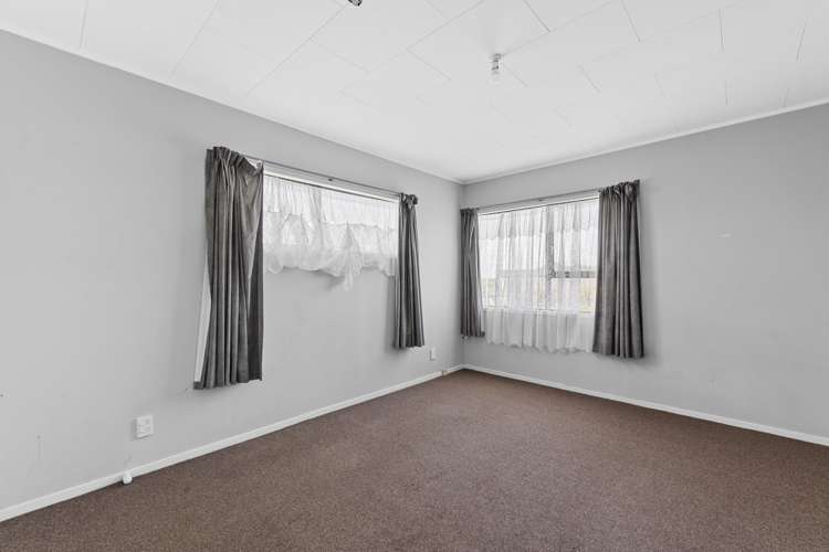 10 Anglers Way Wattle Downs_5