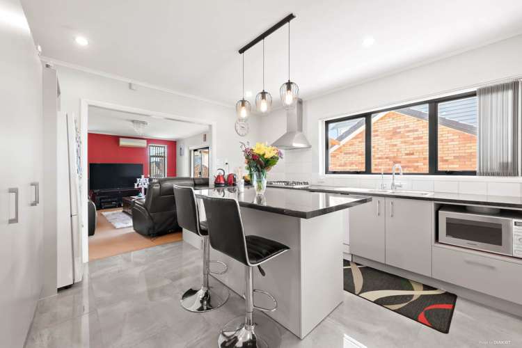 47 Bolton Street Blockhouse Bay_5