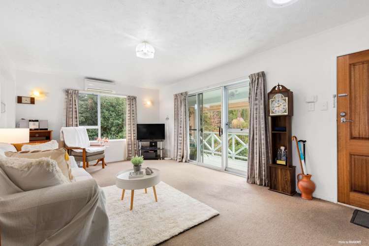 1/14 Scarlock Avenue Browns Bay_5