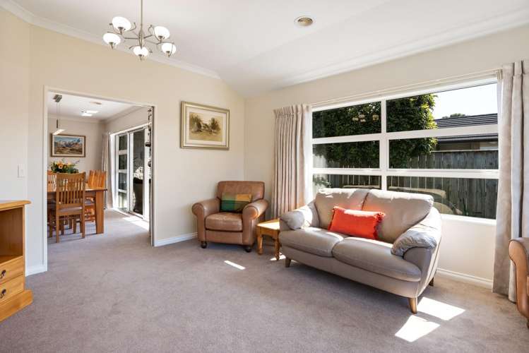 7 Otupoa Way Paraparaumu_9