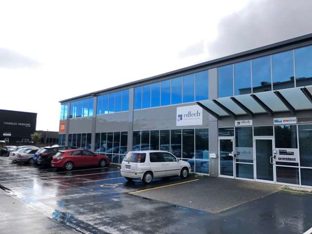 3/527A Rosebank Road Avondale_1