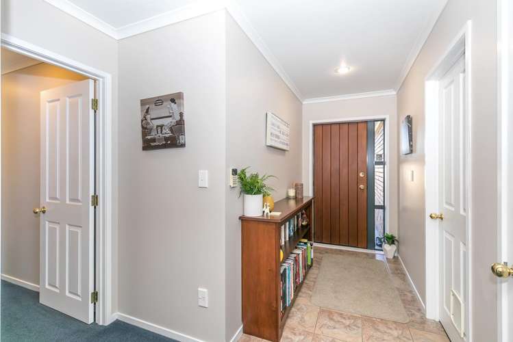 186 Thomas Road Rototuna North_8