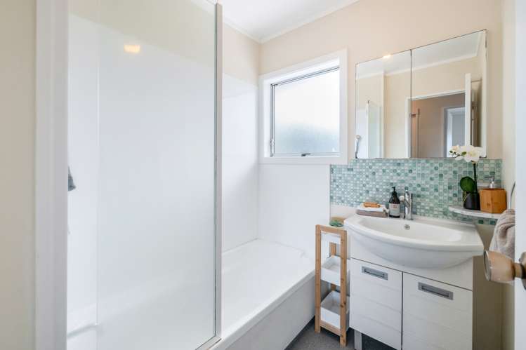 12 Taranui Place Henderson_16