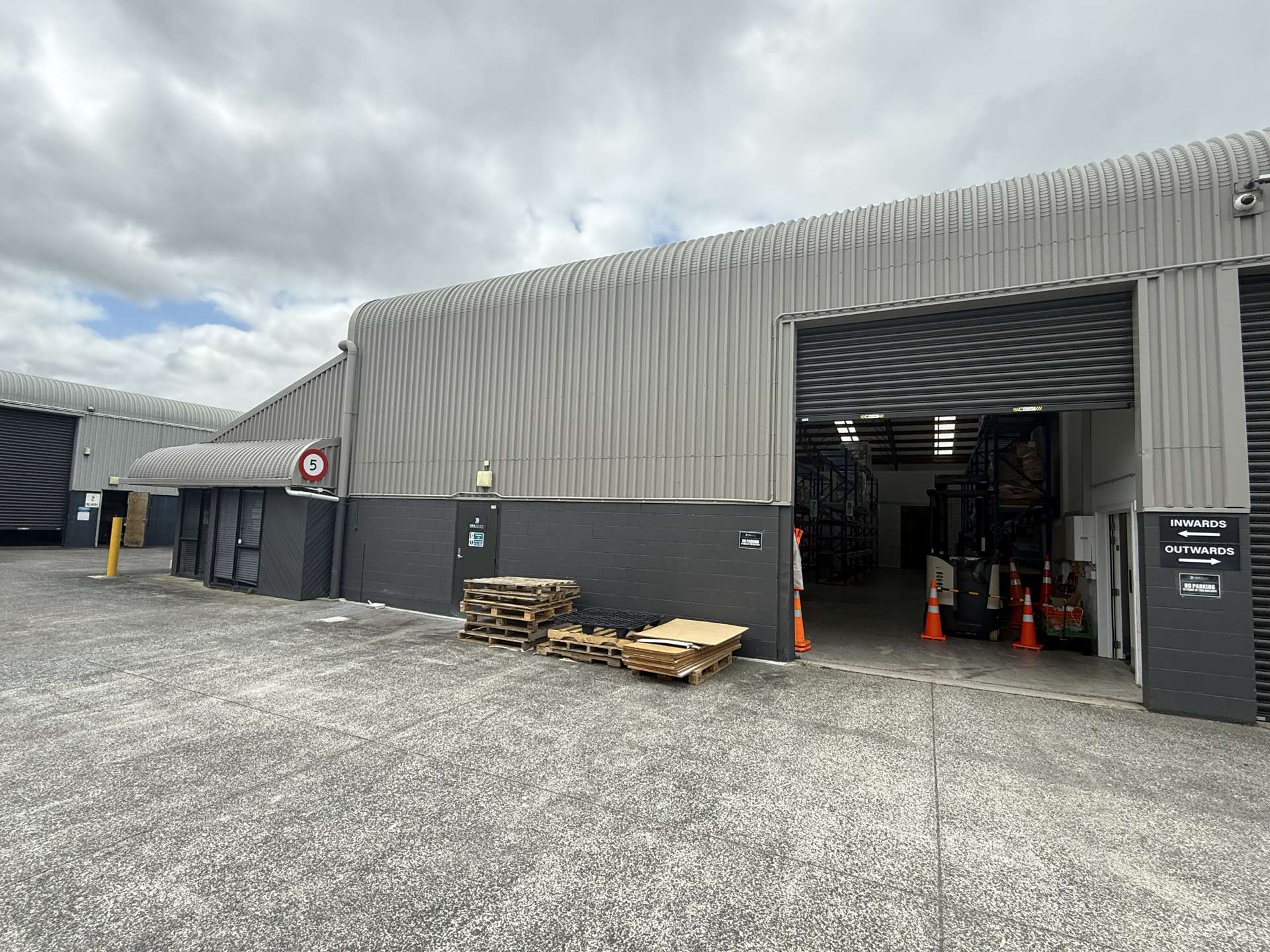 3/6 Kellow Place Wiri_0