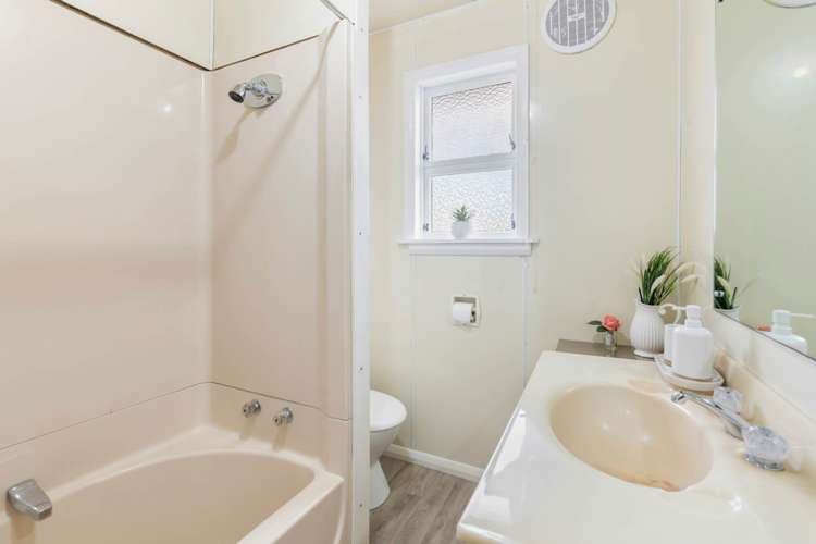 1/6 Cameron Street Papakura_11