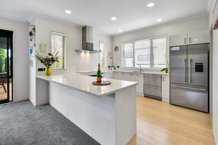 27 Searle Drive_0