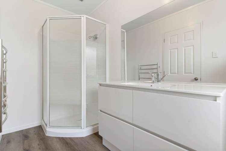 10 Milan Drive Glen Eden_15