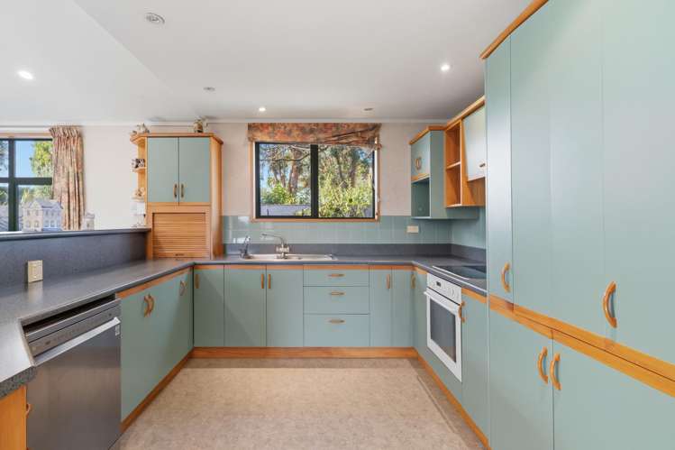 2 Glenroy Park Drive Waikiwi_9