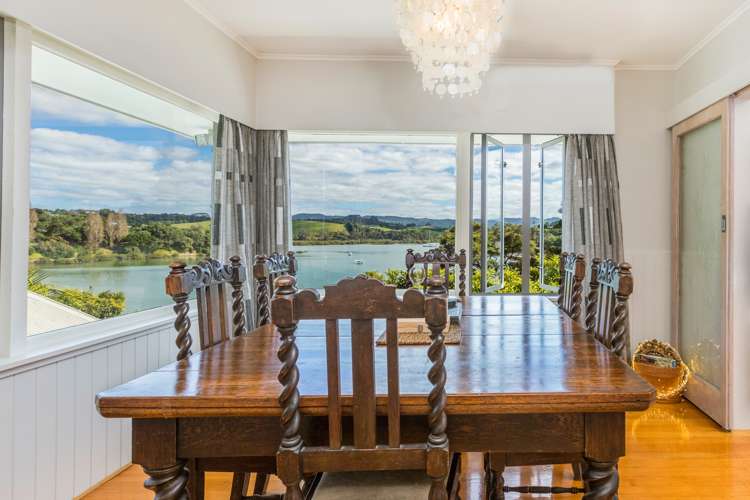 1256 Sandspit Road Sandspit_7