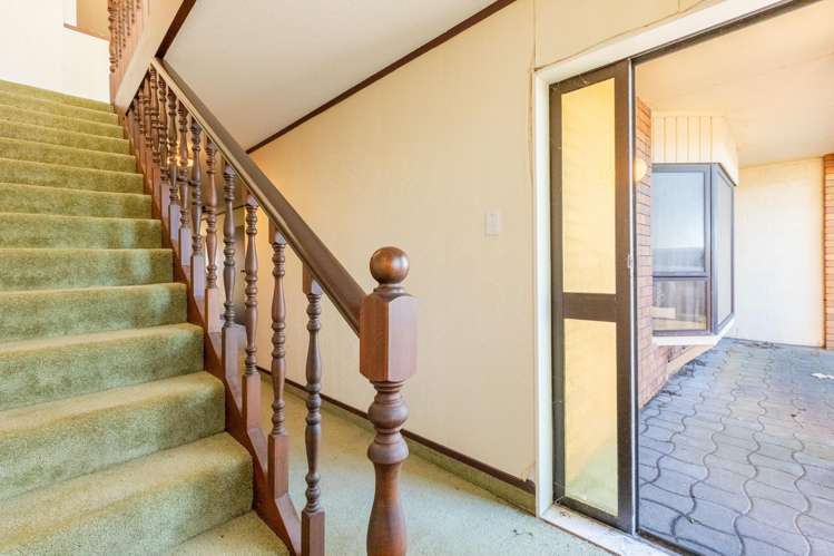 419 Marine Parade Napier South_4