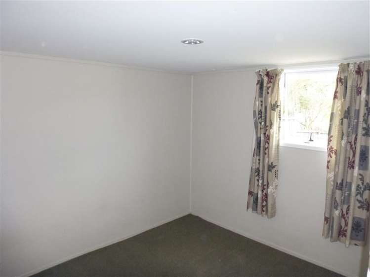 24 Gambare Place Wattle Downs_10