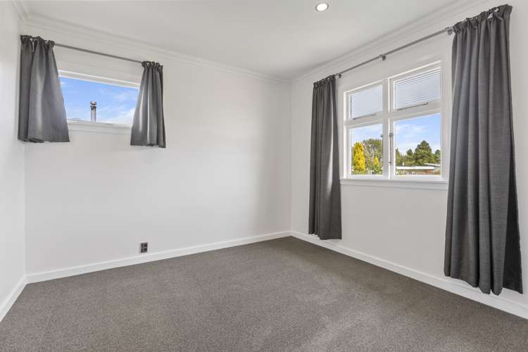 130 Seaview Road Westown_13