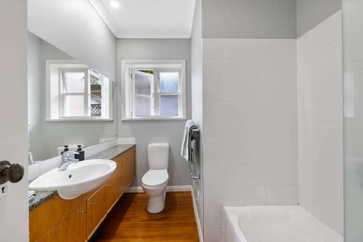 6 Queensway Three Kings_13