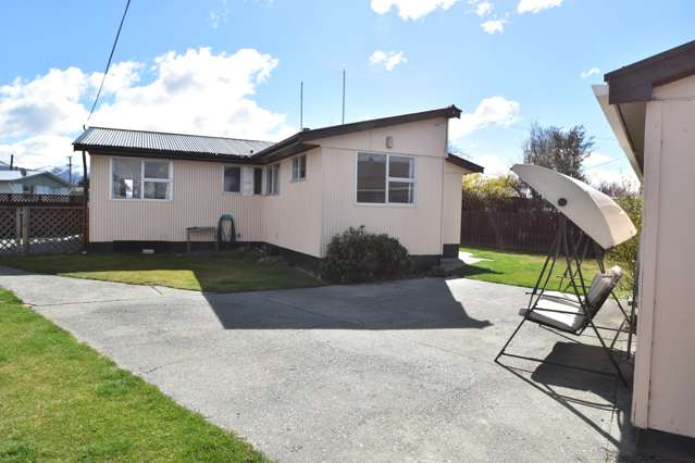 23 Maryburn Road Twizel_1