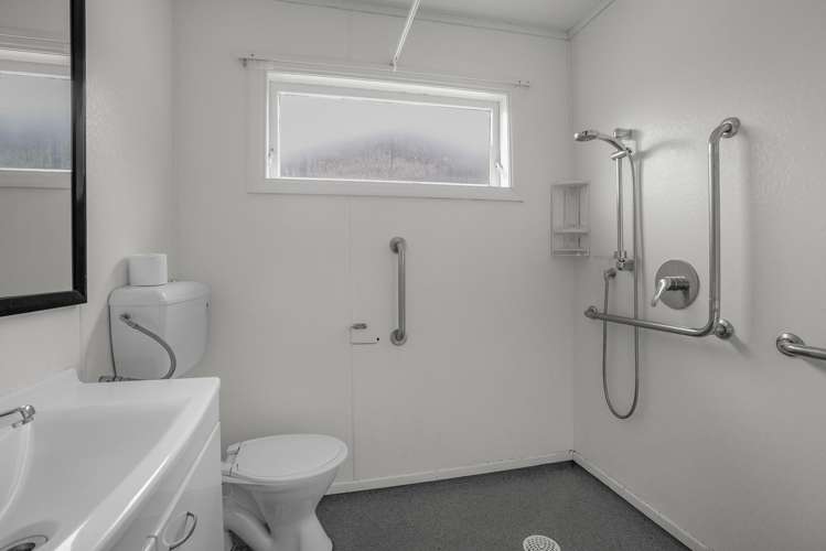 162 Wellington Road Wainuiomata_18